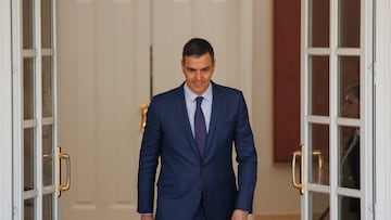 El presidente del Gobierno, Pedro S¨¢nchez, en el Complejo de la Moncloa, a 15 de abril de 2024, en Madrid (Espa?a). Luis Montenegro fue nombrado primer ministro portugu¨¦s el pasado 2 de abril, y esta es su primera salida al exterior desde su toma de posesi¨®n. Pedro S¨¢nchez ya le traslad¨® sus mejores deseos en esta nueva etapa y los dos han coincidido en la importancia de la alianza ib¨¦rica entre Espa?a y Portugal.
15 ABRIL 2024;PRESIDENTE;REUNI?N;RECEPCI?N;MONCLOA;
Alejandro Mart¨ªnez V¨¦lez / Europa Press
15/04/2024