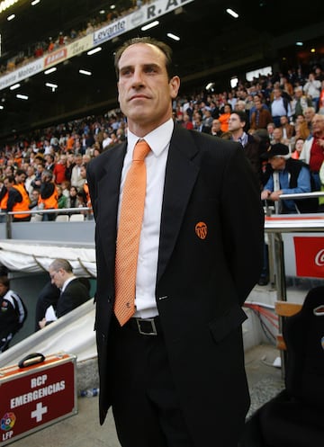 Voro se estrenó como entrenador del Valencia contra Osasuna el 27 de abril de 2008. 