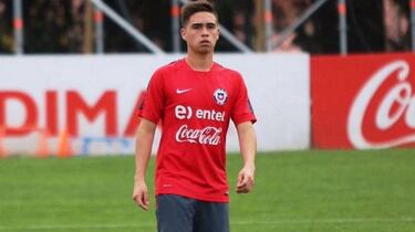 Era uno de los 60 talentos del futuro, pasó por la Roja y busca club: “Trabajo en camiones”
