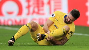 Chelsea: Sarri bemoans injuries after Giroud limps off