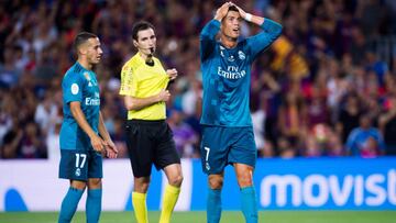 Cristiano Ronaldo, sancionado con cinco partidos por empujar a De Burgos Bengoetxea.