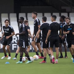 Vuelta al trabajo mirando al líder