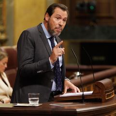 Increpan a Óscar Puente en el AVE Valladolid-Madrid