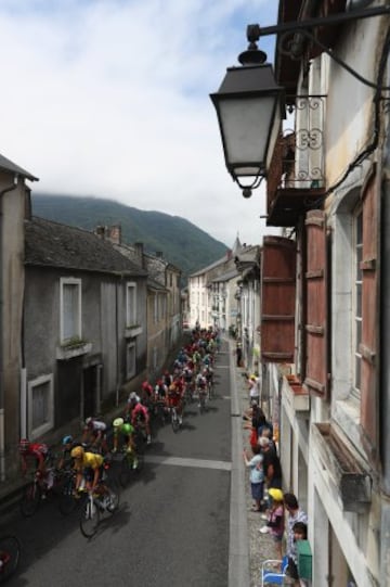 La jornada transcurre entre las localidades de Pau y Bagnères de Luchon.