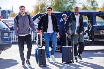 Aitor Paredes, Daniel Vivian y Nico Williams. 
