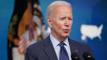 El presidente de los Estados Unidos, Joe Biden, habla sobre la respuesta al Covid-19 y las vacunas en el Auditorio de la Corte Sur del Edificio de Oficinas Ejecutivas de Eisenhower, junto a la Casa Blanca, en Washington, DC, el 2 de junio de 2021. 