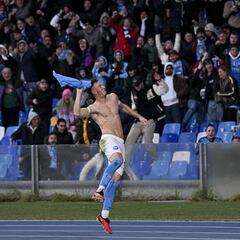 El Nápoles da señales de vida