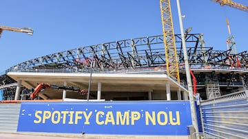 EXTERIORES DE LAS OBRAS DEL ESTADIO SPOTIFY CAMP NOU