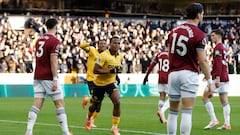 DT de Wolverhampton elogia el trabajo de Jhon Arias como interior