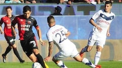Colón - Vélez: suspendido por lanzamiento de bombas