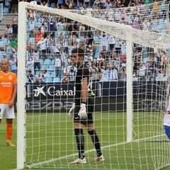 Un golazo de Peybernes quita al Málaga de problemas