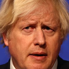 Reino Unido aplica el 'Plan B' contra Ómicron: así serán las restricciones