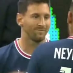 El momento que cambia el curso del fútbol: así entró Messi al campo y detallazo con Neymar