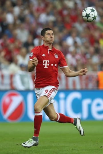 8º Lewandowski: 75 millones de euros.