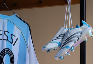 Messi estrena unas super botas