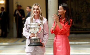 Premio Reina Letizia: Reina Doña Letizia entrega a Alexia Putellas. Este galardón premia a la deportista española que más se haya distinguido durante el año en su actuación deportiva, tanto a nivel nacional como internacional.