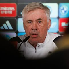 Ancelotti: “A Vinicius le dan patadas, le insultan... ¿y él qué tiene que hacer?”