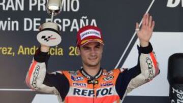 Dani Pedrosa, en el podio de Jerez.