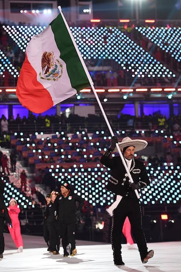 Así fue el desfile de los mexicanos en los JO de Invierno