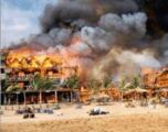 Reportan incendio en zona hotelera de Zipolite, Oaxaca