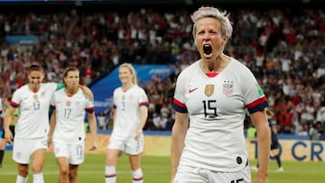 Soccer Football - Women's World Cup - Quarter Final - France v United States - Parc des Princes, Paris, France - June 28, 2019  Megan Rapinoe of the U.S. celebrates scoring their second goal   REUTERS/Benoit Tessier
PUBLICADA 07/06/20 NA MA19 1COL