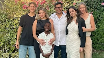 “Estoy súper feliz en Santiago, ha sido un desafío estar lejos de mi familia, que sigue en Miami, pero me encanta”