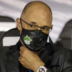 La dura crítica de Alfredo Arias al arbitraje contra Vélez