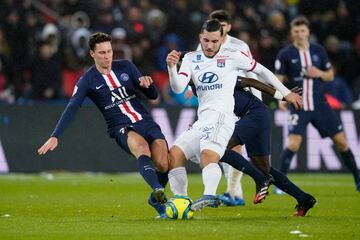 Nacionalidad: Francia | Posición: centrocampista ofensivo | Club: Olympique Lyon. 