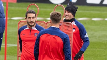 Koke y Griezmann, en un entrenamiento del Atlético.