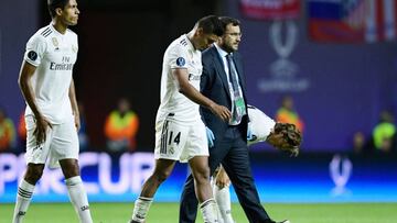 Casemiro se retiró lesionado en la final de la Supercopa de Europa.