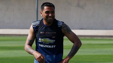 Entrenamiento Universidad de Chile
El jugador de Universidad de Chile, Gonzalo Jara, es fotografiado durante la practicas de esta maana en el CDA.
23/10/2018
Ramon Monroy/Photosport