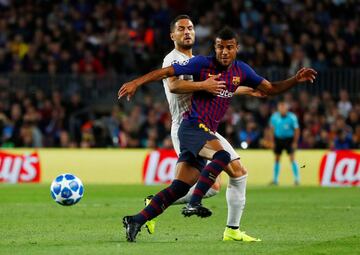 Rafinha con Danilo D'Ambrosio.