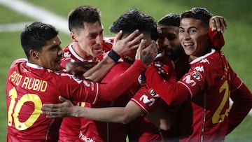 Futbol, Union Espaola vs O&Otilde;higgins.
 Fecha 24, campeonato nacional 2021.
 El jugador de Union Espaola Gabriel Norambuena,  centro, celebra su gol contra O&Otilde;higgins durante el partido de primera division realizado en el estadio Santa Laura.
