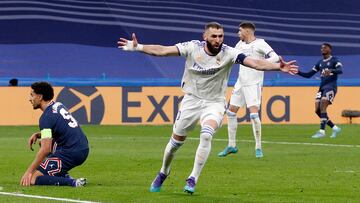 Benzema celebra el primer gol de su 'hat-trick' al PSG en la vuelta de octavos de la Champions 2021-2022.