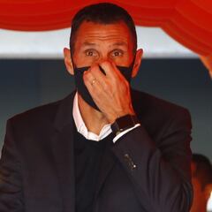 "Espectacular": las 4 frases de Poyet en su adiós de Católica