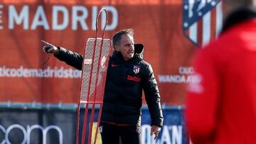 Así es el Profe Ortega, el sargento de las pretemporadas del Atlético