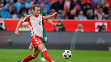 Munich (Germany), 27/08/2023.- Munich's Harry Kane scores the 3-0 goal during the German Bundesliga soccer match between FC Bayern Munich and FC Augsburg in Munich, Germany, 27 August 2023. (Alemania) EFE/EPA/RONALD WITTEK CONDITIONS - ATTENTION: The DFL regulations prohibit any use of photographs as image sequences and/or quasi-video.
