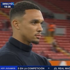 El momentazo de Trent emocionado al volver a pisar el césped de Anfield: pelos de punta