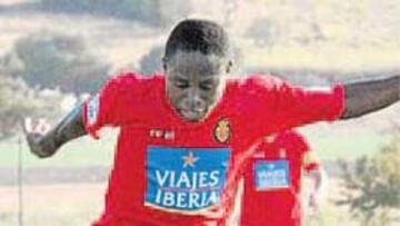 <b>CAMBIO. </b>Daniel Kome deja el Mallorca para jugar en el Valladolid.