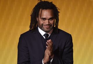 Un héroe de la Séptima en el Olympiacos