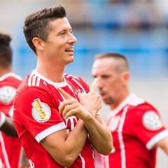 Bayern y Dortmund golean en su debut en la Copa de Alemania