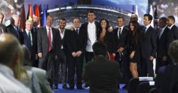 Cristiano Ronaldo será jugador blanco hasta 2021.