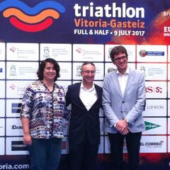 AS se vuelca con el Triatlón Internacional de Vitoria