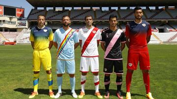 PRESENTACION CAMISETAS RAYO VALLECANO 2016 - 2017