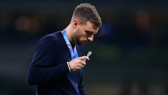 Fue una de las opciones para dirigir a la U, pero ahora lo presentaron en Brasil: oficial