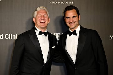 Roger Federer y Bastian Schweinsteiger durante la alfombra negra de la ceremonia inaugural de la Laver Cup celebrada en el Uber Arana de Berlin.