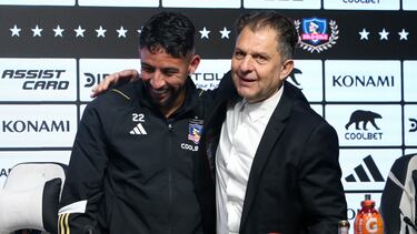 Futbol, Presentacion de Mauricio Isla y Cristian Riquelme