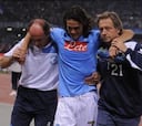 Cavani sufre una torcedura en el tobillo derecho