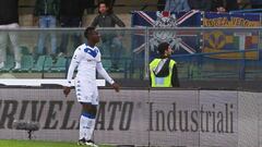 Verona (Italy), 03/11/2019.- Brescia&#039;s Mario Balotelli reacts following racist chants by Hellas Verona supporters during the Italian Serie A soccer match between Hellas Verona and Brescia Calcio at Bentegodi stadium in Verona, Italy, 03 November 2019