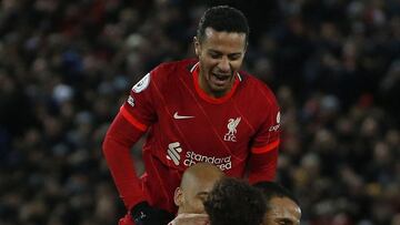 Thiago Alc&aacute;ntara, jugador de Liverpool